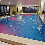 Azizi Luxury - Pool & Piscina *