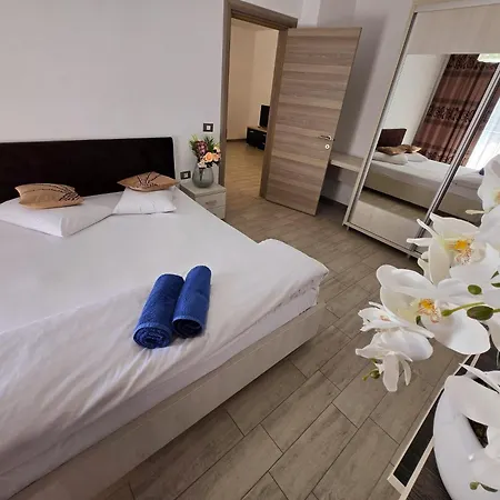 Azizi Luxury - Pool & Piscina