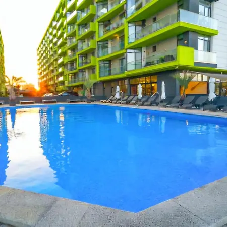 Azizi Luxury - Pool & Piscina *